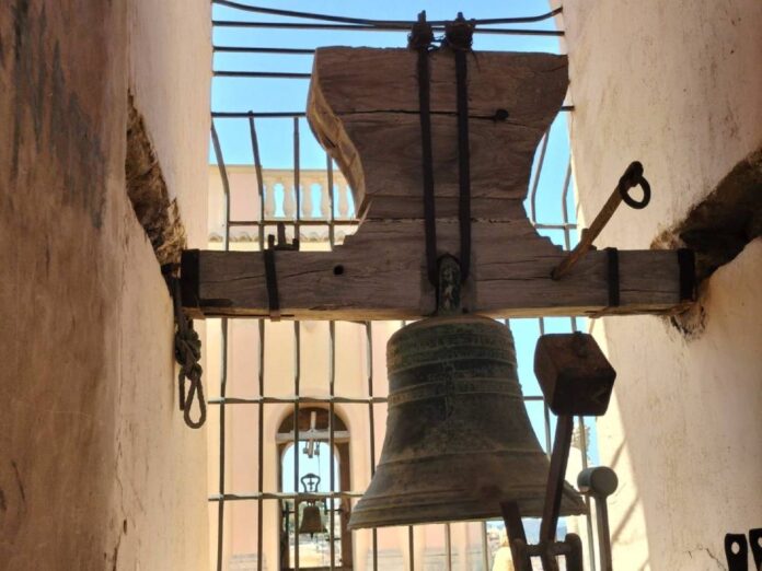 campana_iglesia_san_bartolome_petrer