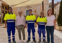Petrer refuerza durante el verano el mantenimiento de parques y jardines