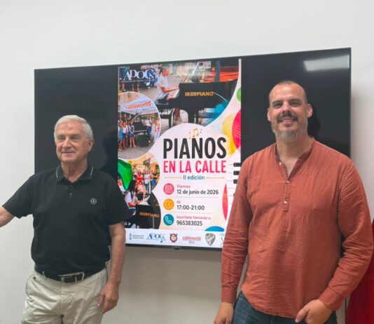 Elda celebra la II edición de “Pianos en la Calle”