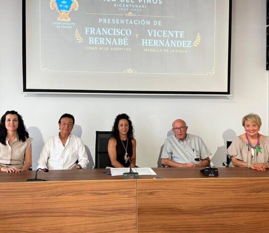 El Pinós nombra al monovero Paco Bernabé Hijo Adoptivo
