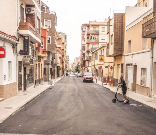 Elda acomete las obras en la red de aguas pluviales en la calle Don Quijote