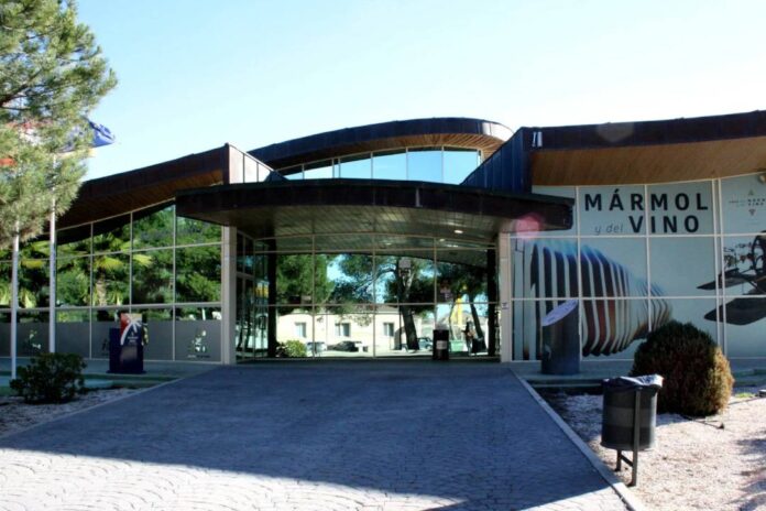 casa_marmol_vino_pinoso