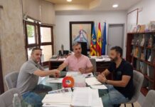 Aspe renueva el convenio con la Asociación del Mercado