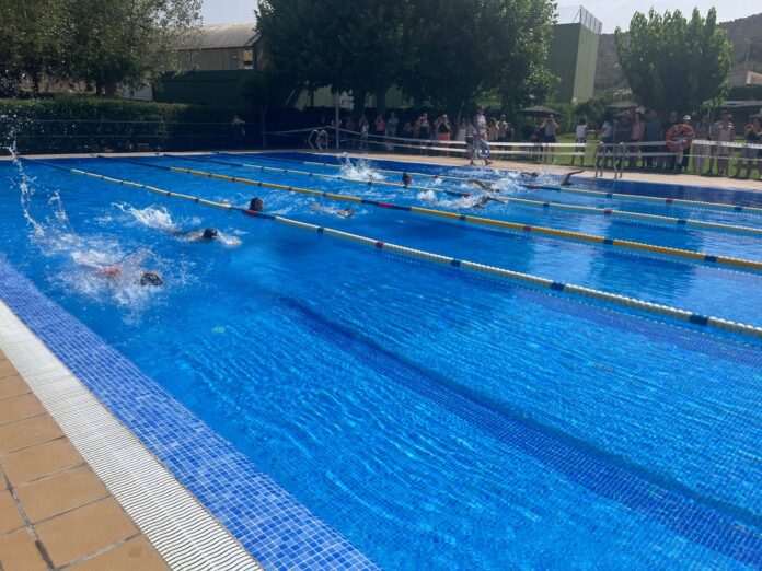 cursillos_natacion_pinoso