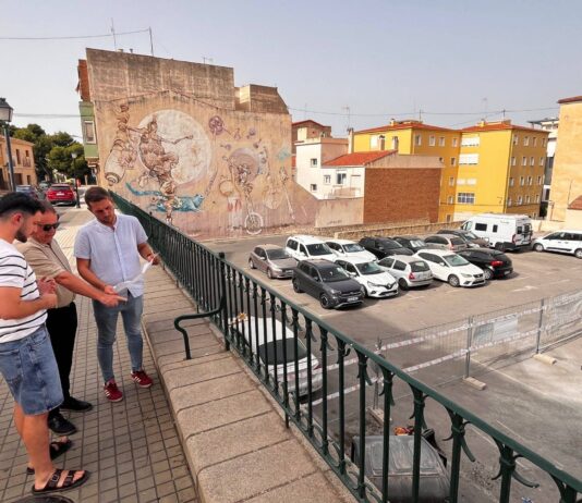 Una escalera conectará el Paseo de la Explanada con el parking de los Jardines Alcalde Vicente Maestre