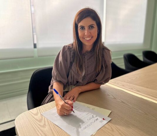 María Ángeles Santamaría Juan toma posesión como nueva notaria de Elda