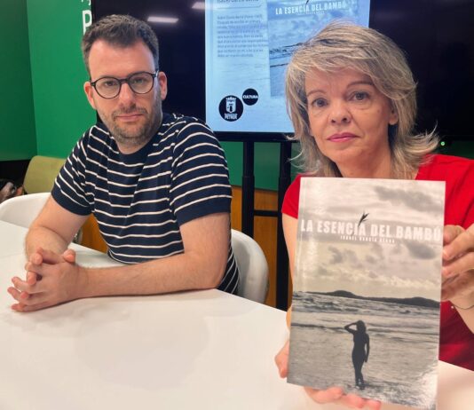 La escritora Isabel García presenta en Petrer su segunda novela
