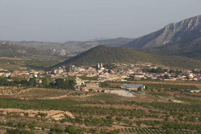 Algueña
