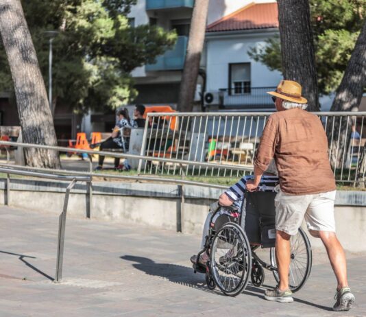 Elda presenta el proyecto “Elda Acompaña”