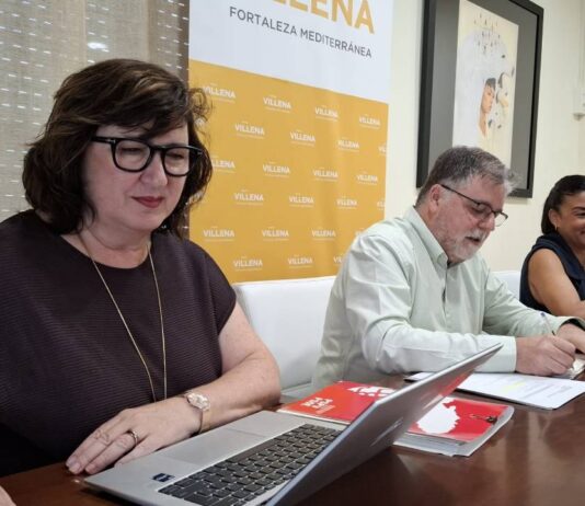 Villena pide a Sanidad que dote a las ambulancias SAMU de un médico