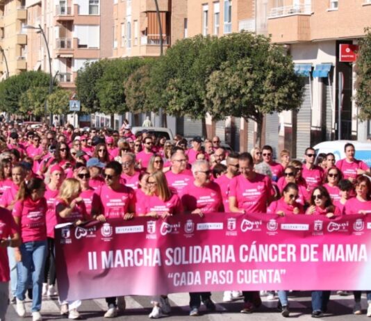 Elda y Petrer celebran la III Marcha solidaria contra el cáncer de mama